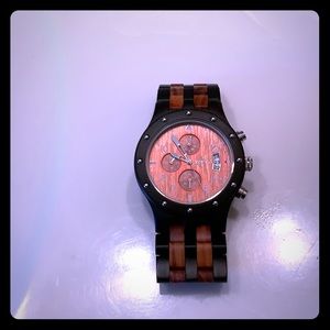 Black and natural wooden watch